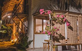 Maria Moñitos Hostel